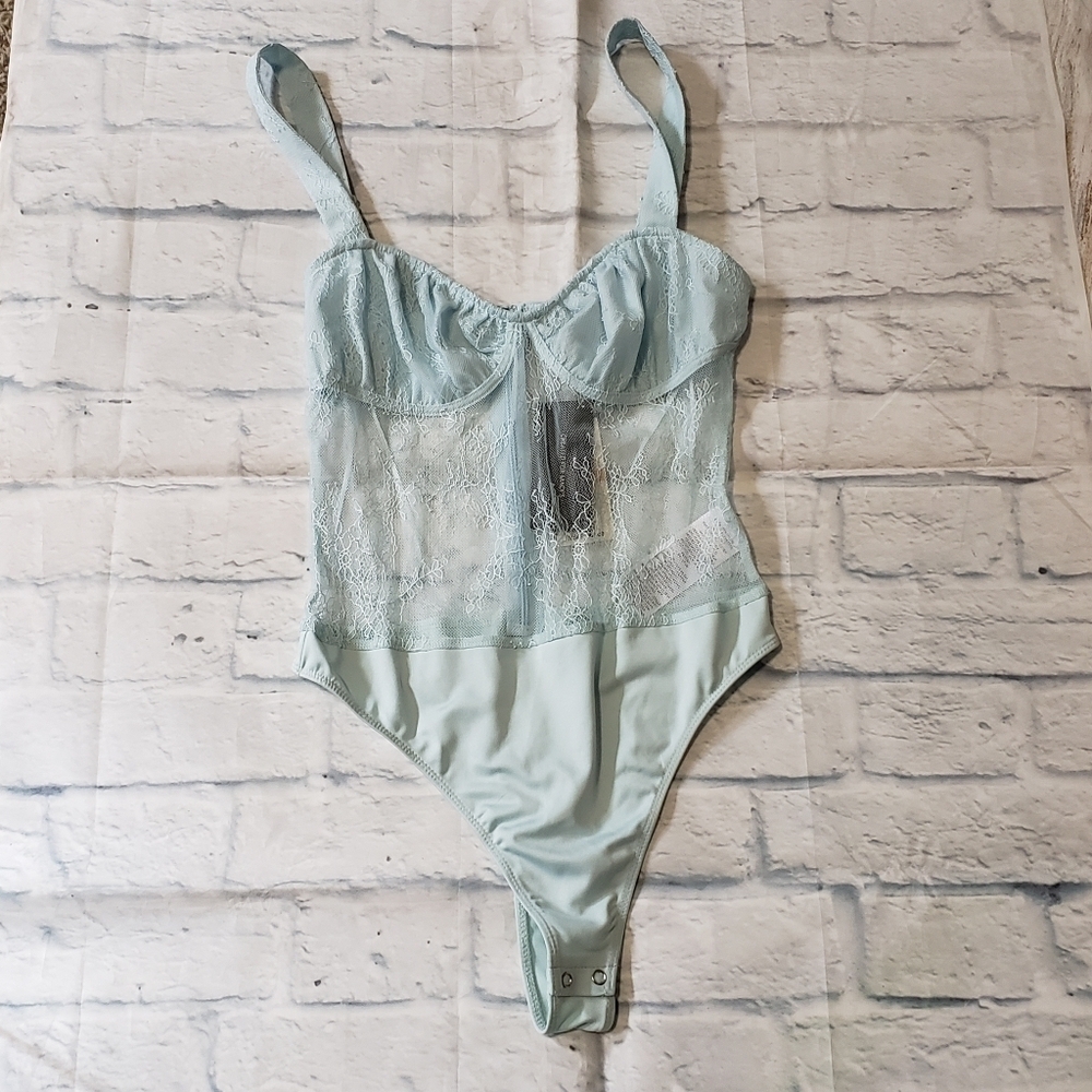 NWT Danielle Bernstein Delic Blue Lace Thong Bodysuit